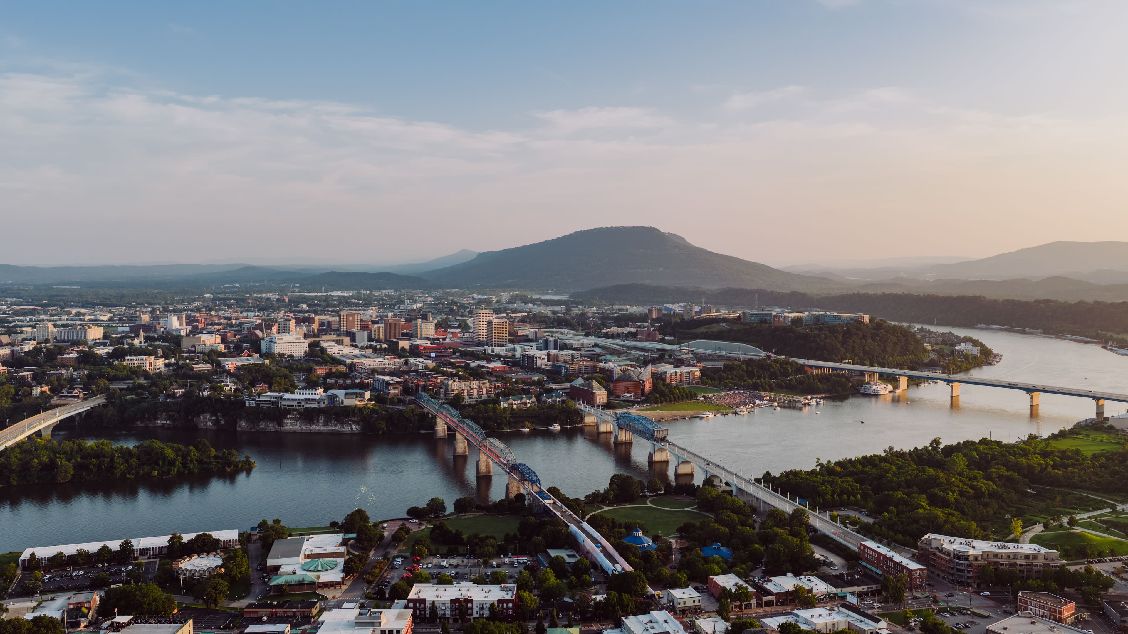 Urban skyline representing Draken Security’s licensed operations in Tennessee